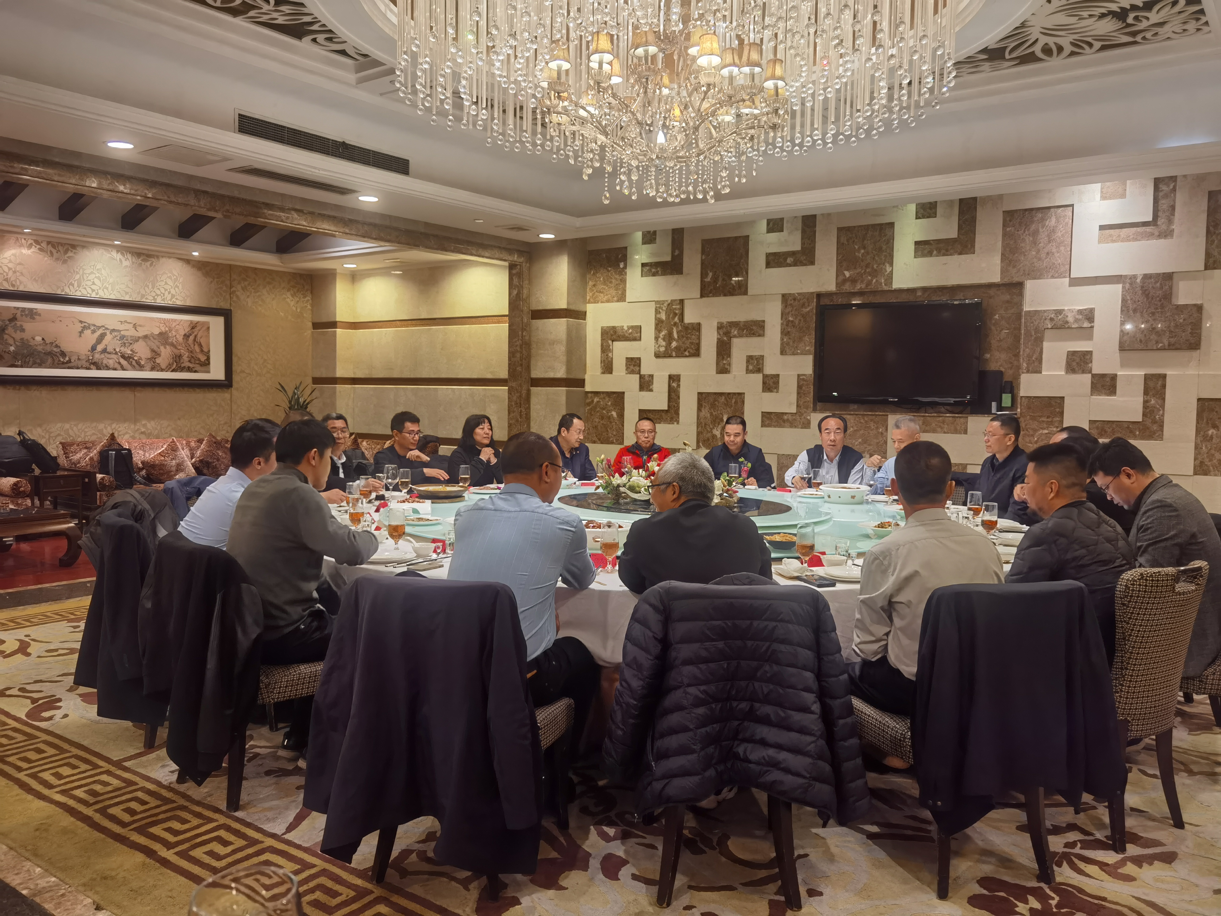 ���ֵ�ͷ  һ����δ�� �¸������Ƽ��ڱ����ܲ��ٿ��ֹ�˾���