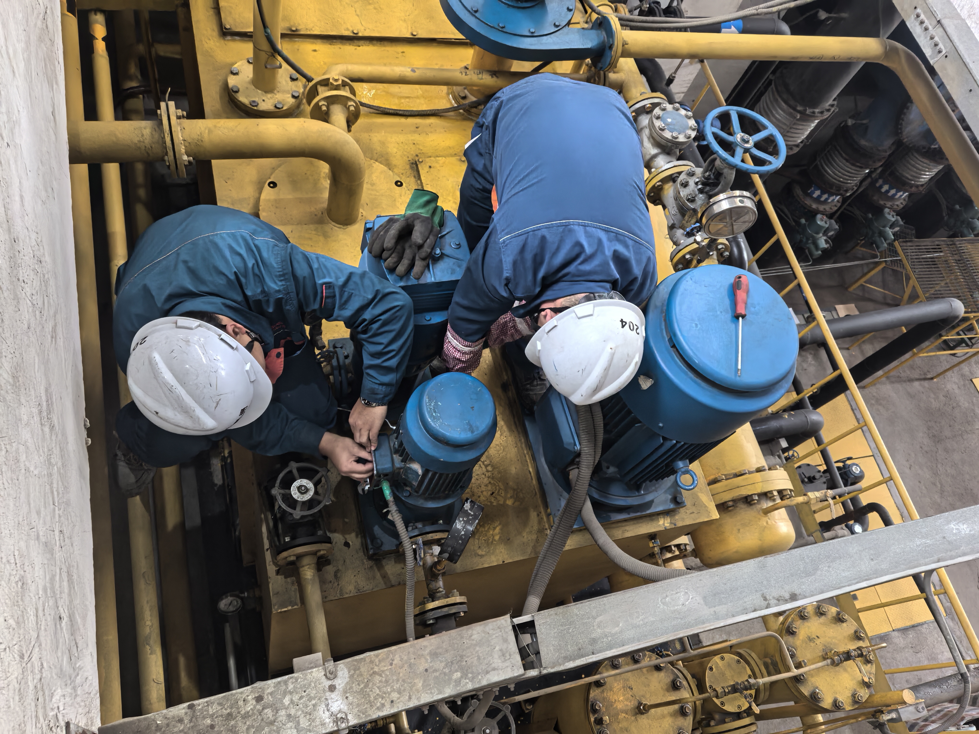 防寒保供筑防地 精修细护稳发电——白银尊龙凯时圆满完成汽轮机冬季专项运维